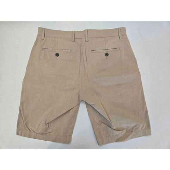Goodthreads Mens 32 Shorts Khaki Pockets 9” Inseam Straight New - Picture 3 of 6